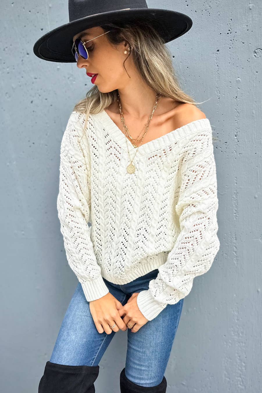 AMOLI - Ivory Textured Twist Detail Back Knitted Sweater Top