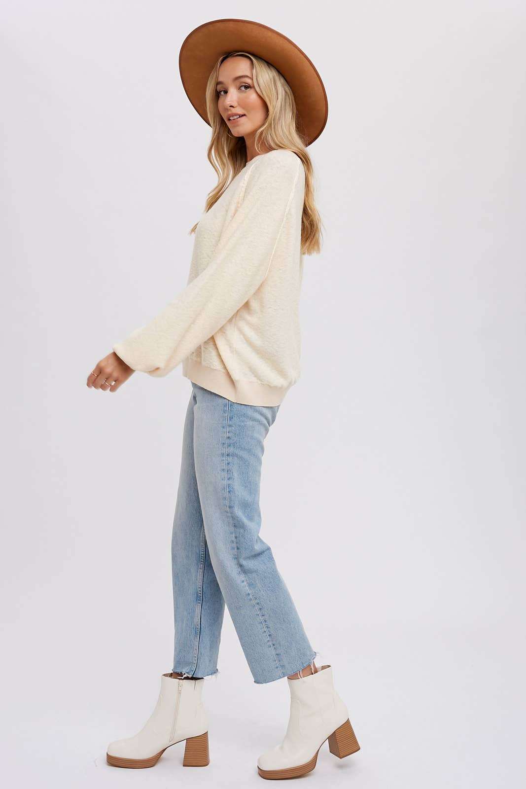 Bluivy - REVERSE SEAM BOUCLE PULLOVER