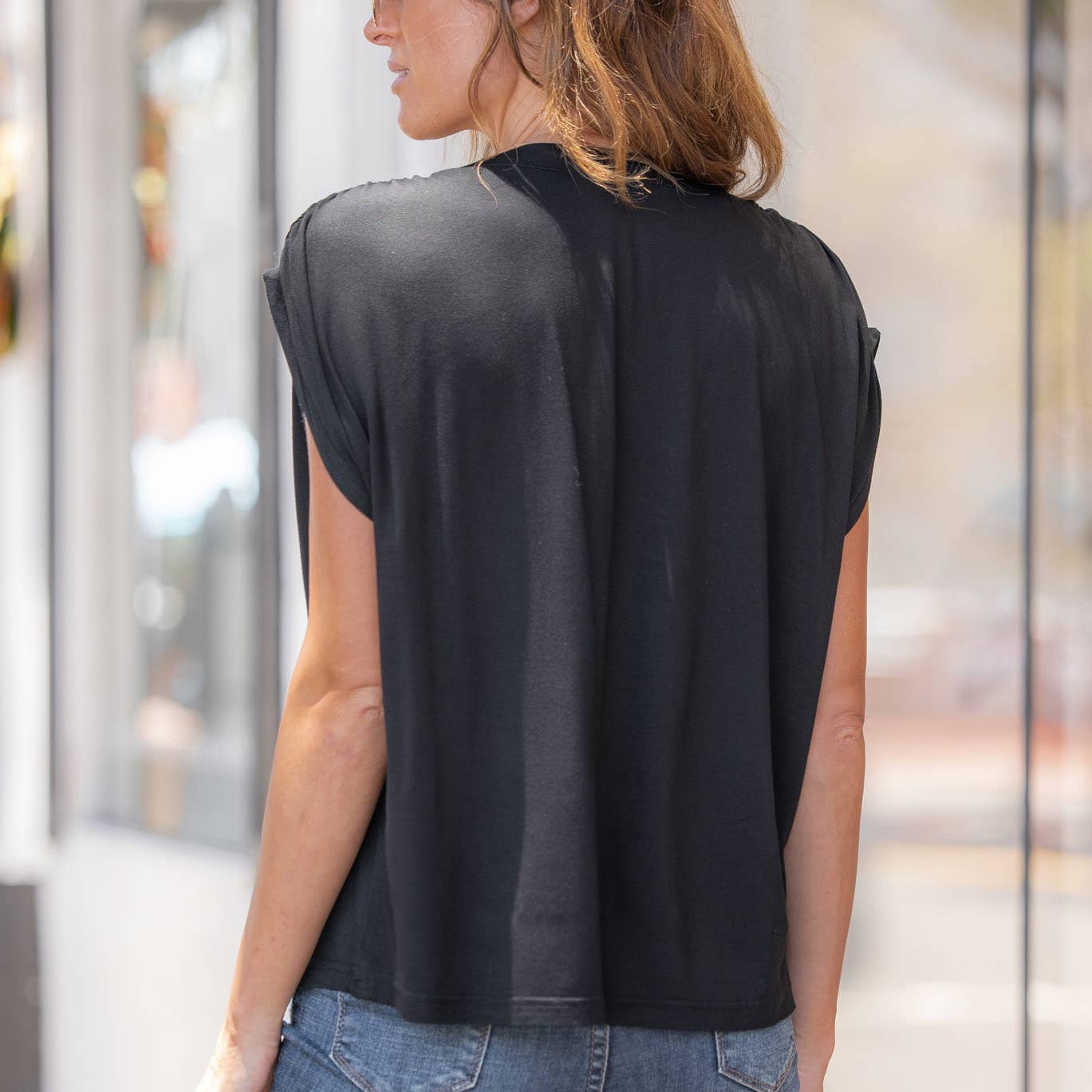 Amaryllis Apparel - Plus Size Super Soft Casual Ruched Shoulder Tee