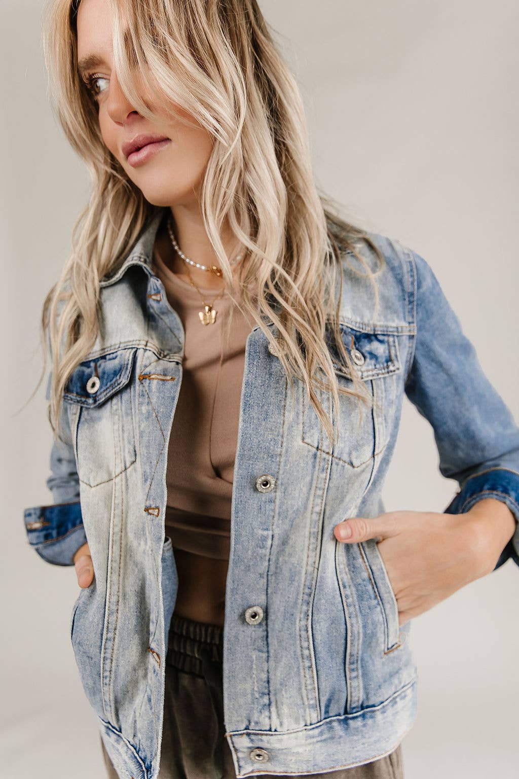 Ampersand Avenue - Denim Jacket- Classic Light Wash