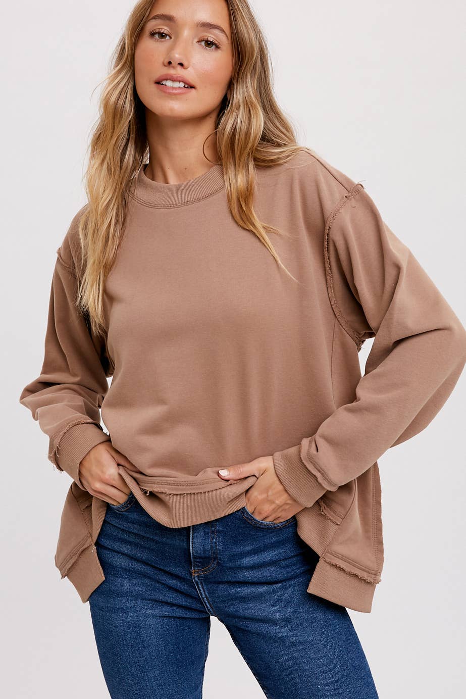 Bluivy - CREWNECK OVERSIZED SWEATSHIRT