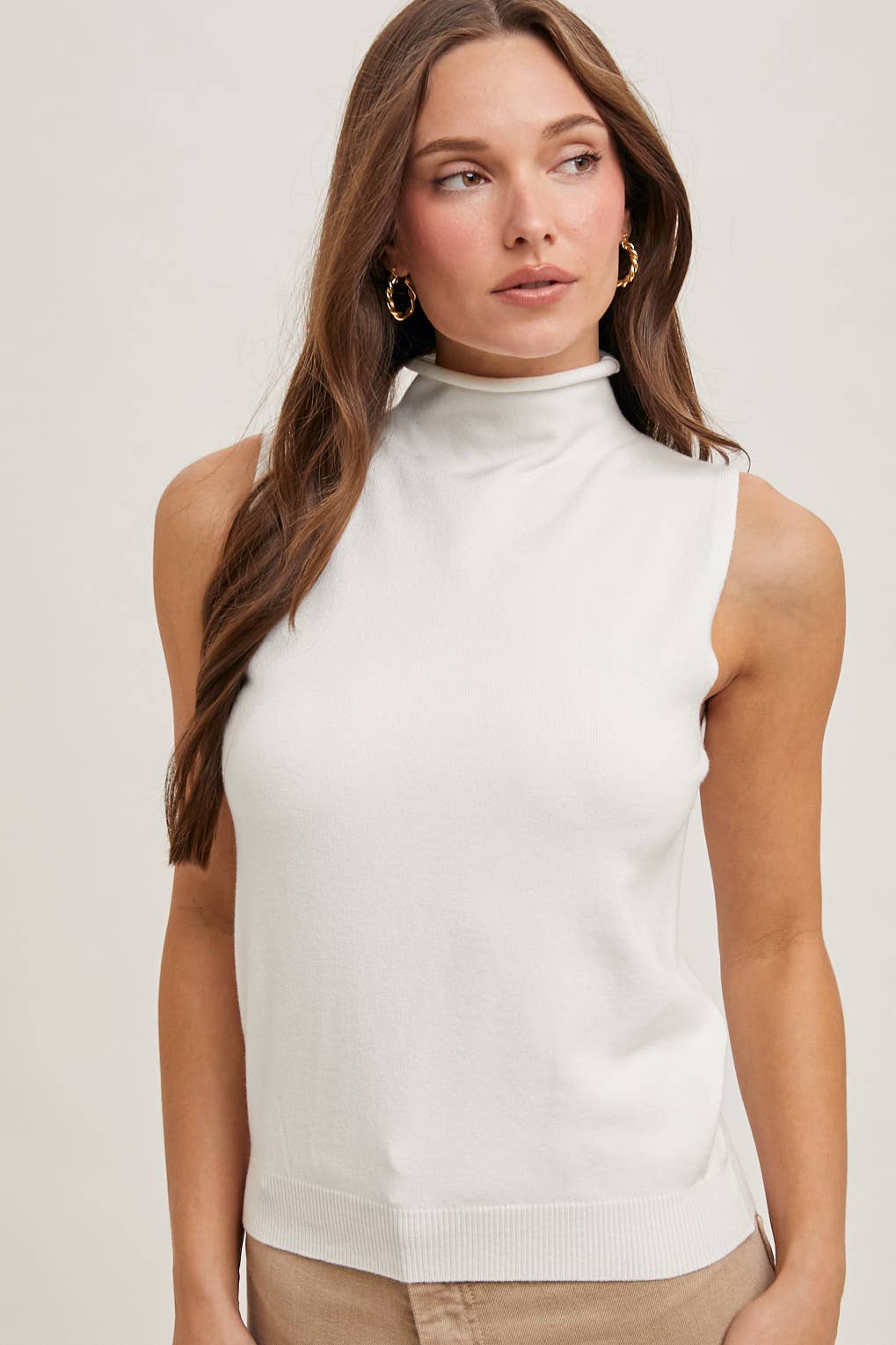 Bluivy - MOCK NECK SLEEVELESS KNIT TOP