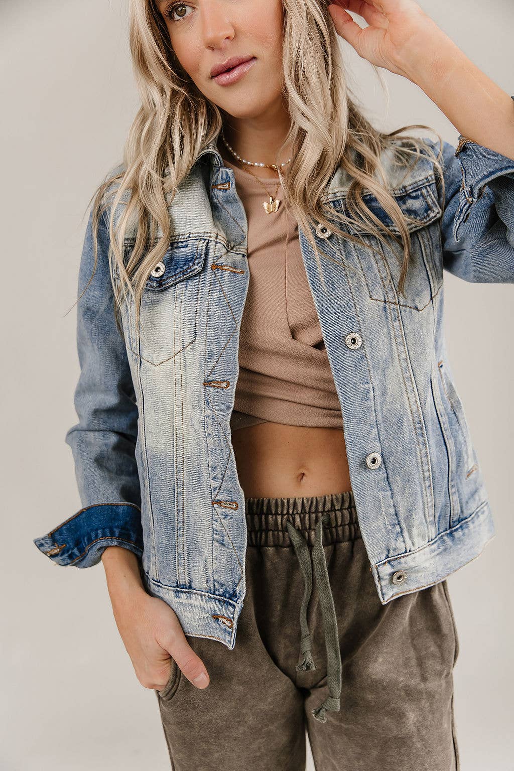 Ampersand Avenue - Denim Jacket- Classic Light Wash