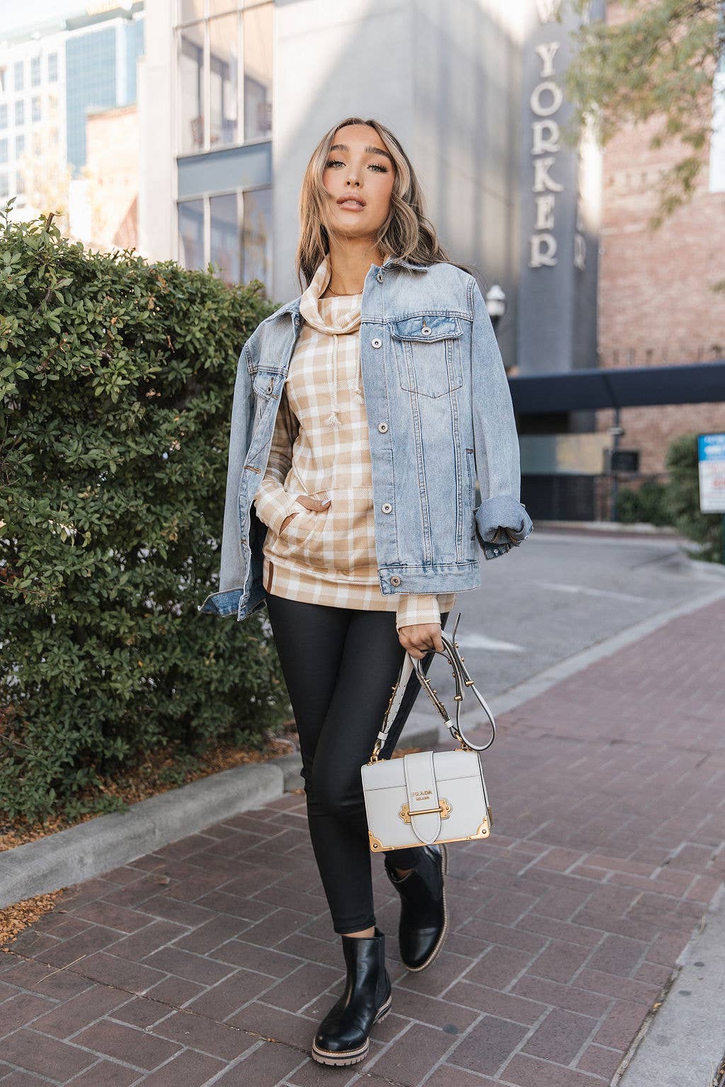 Ampersand Avenue - Denim Jacket- Classic Light Wash